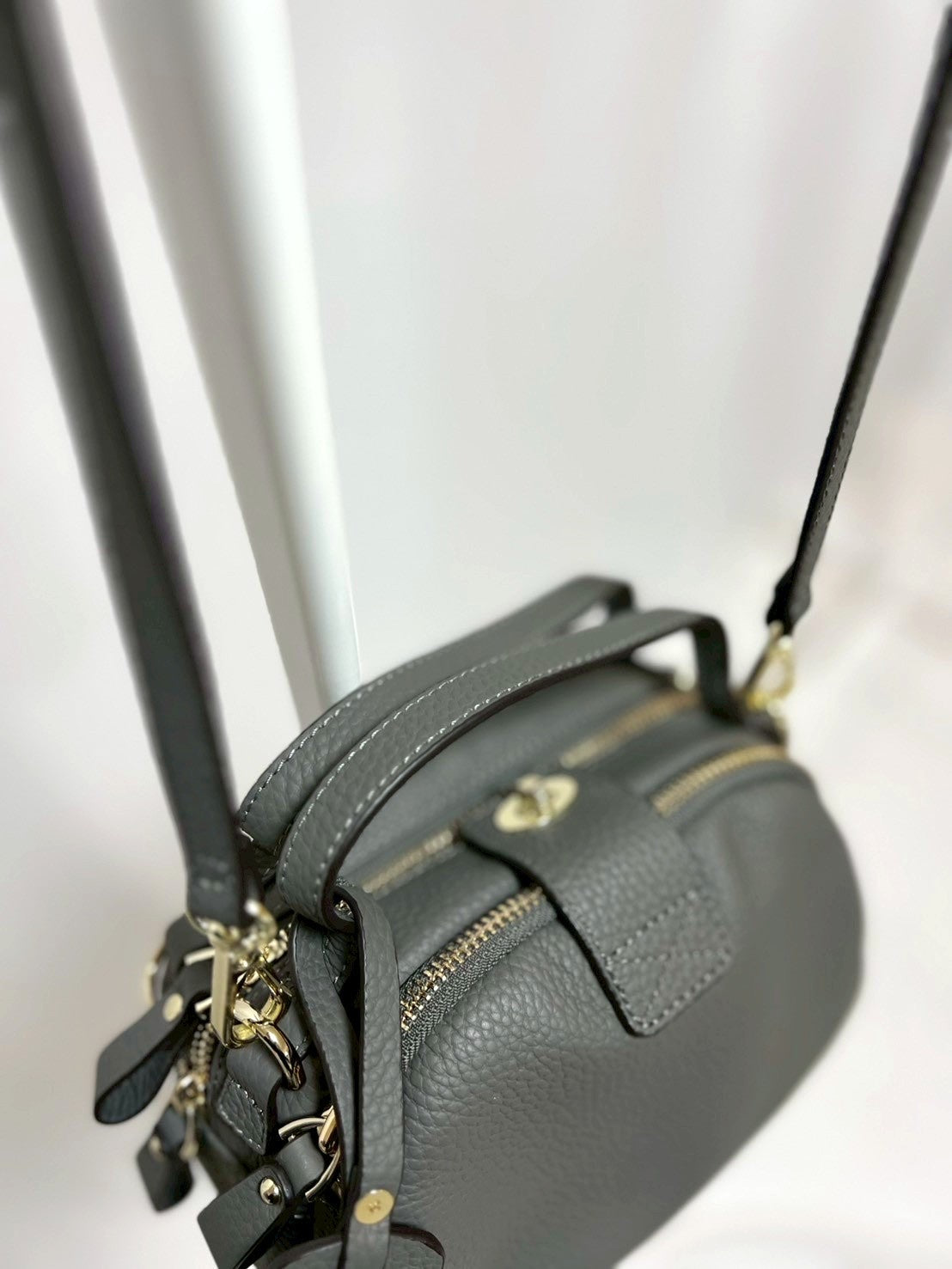 14-65レザーショルダーバッグ