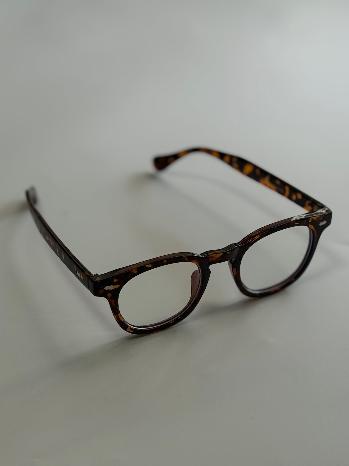 Tortoiseshell Frame Glasses – Paris Style