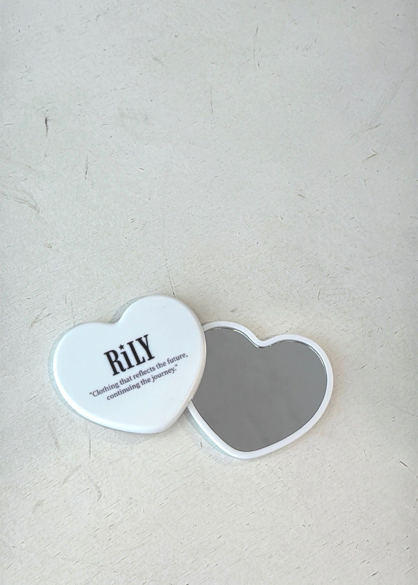 【Free Novelty Gift】RiLY Original Mini Mirror