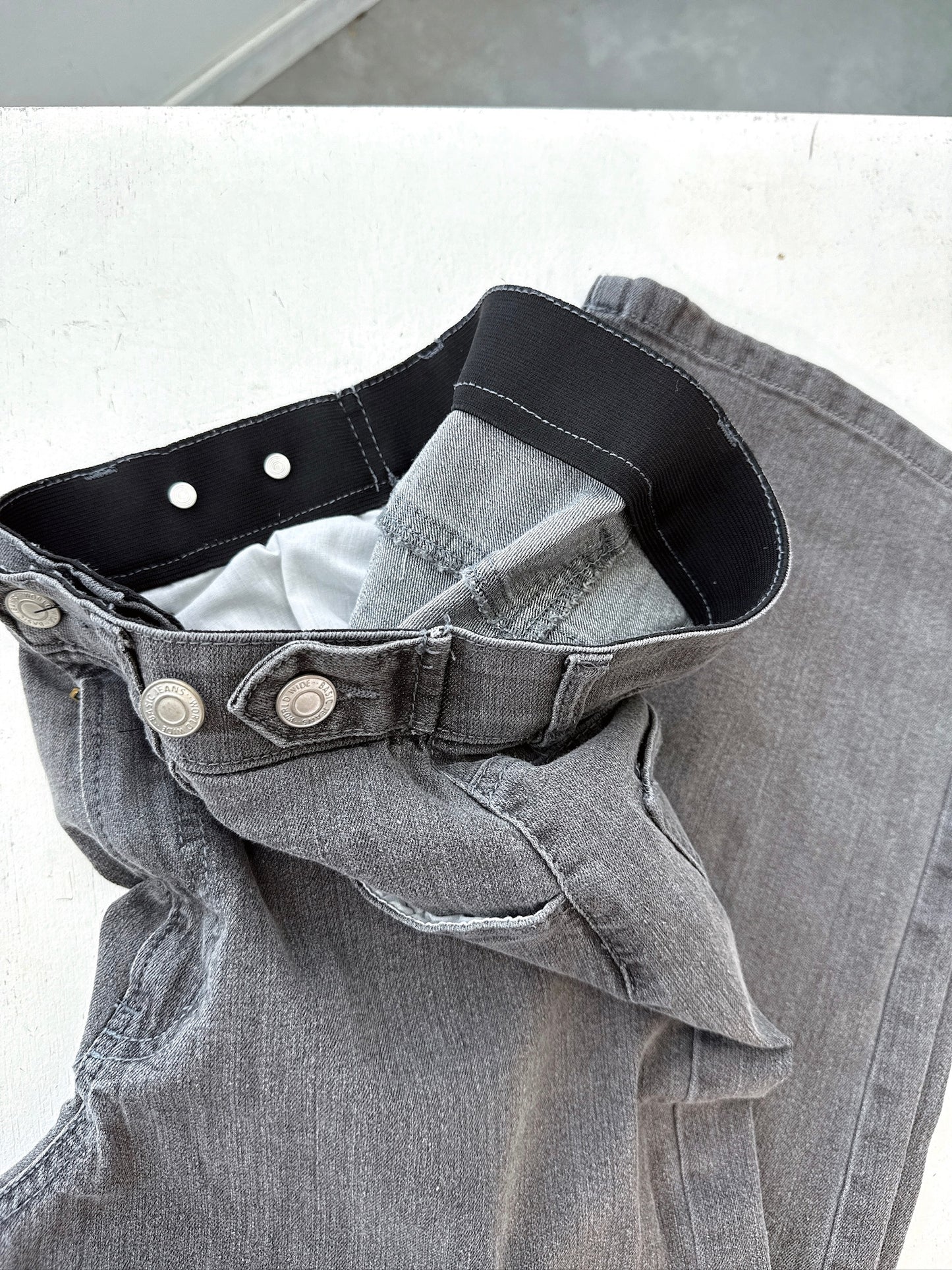 Light Grey Straight-Leg Jeans