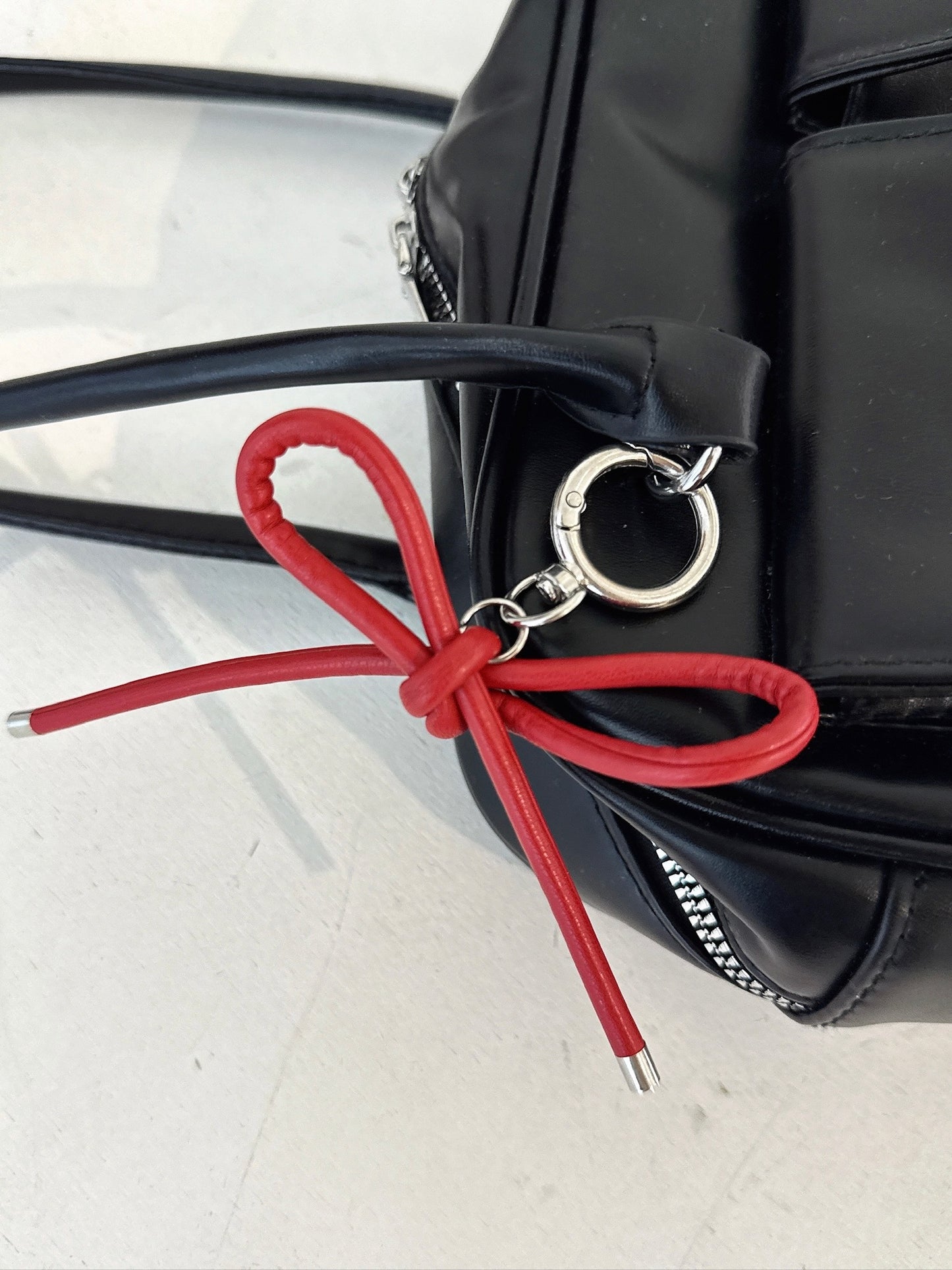 Red Ribbon Keychain – Cute Charm Accessory