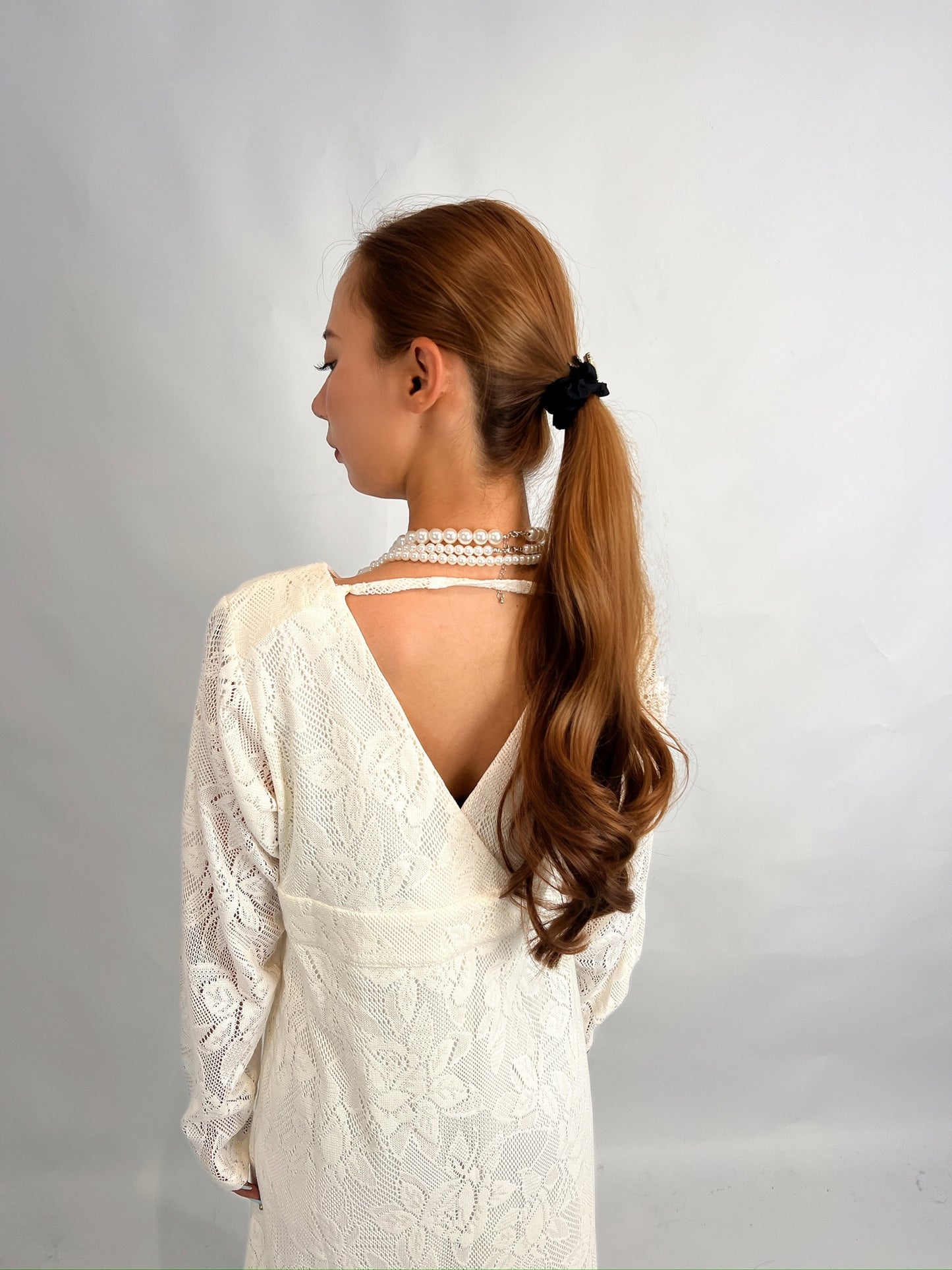 White Lace Dress – Vintage-Inspired Elegance