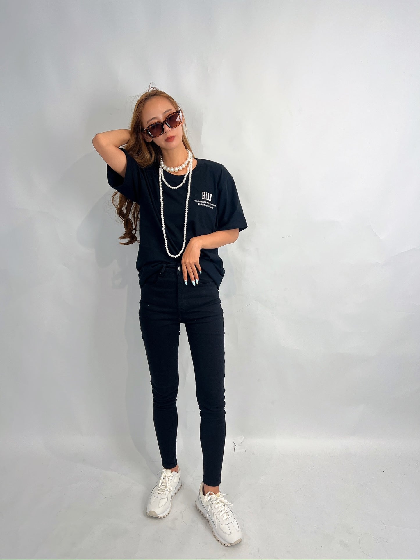 “RiLY” Embroidered Logo Tee – Original Short Sleeve Top