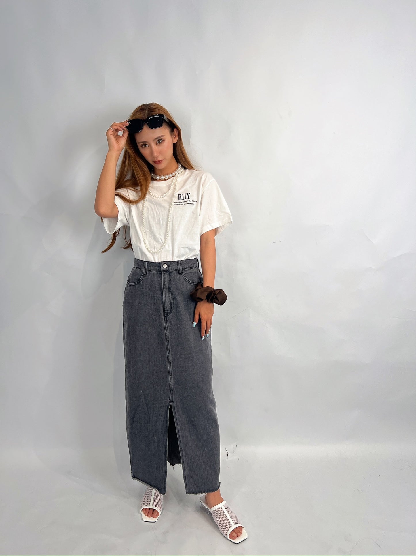 “RiLY” Embroidered Logo Tee – Original Short Sleeve Top