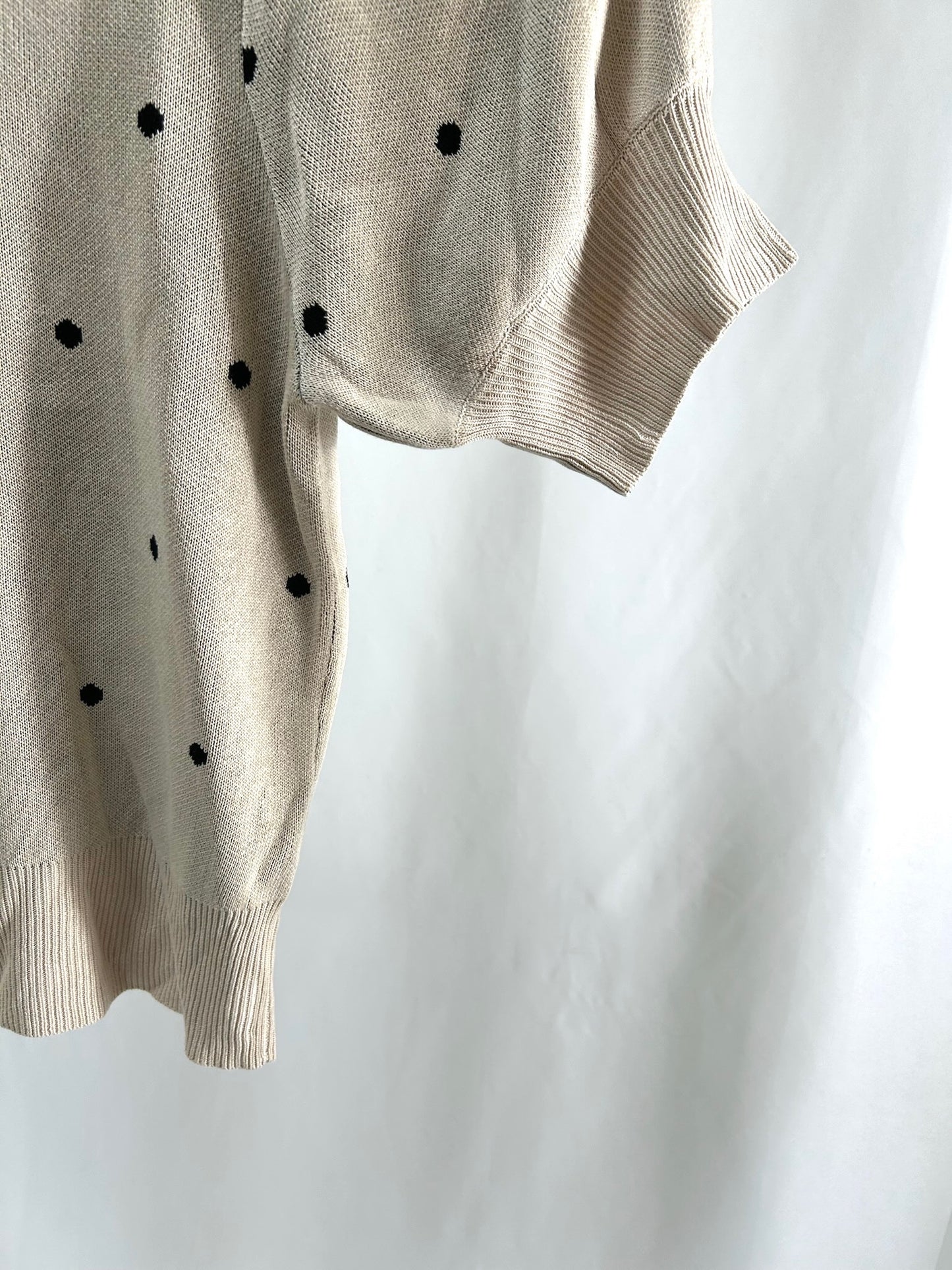 25060Black Polka Dot Long-Sleeve Top