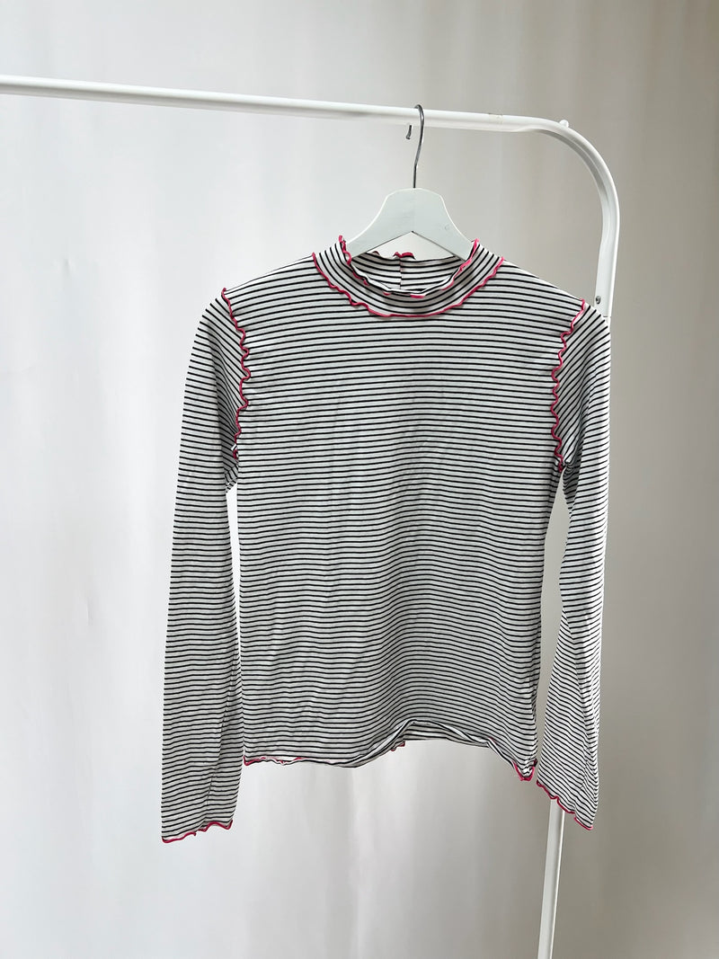 (5月)25030Playful Line Frill Tops