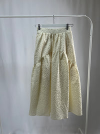 2500002Airy Volume Jacquard Skirt