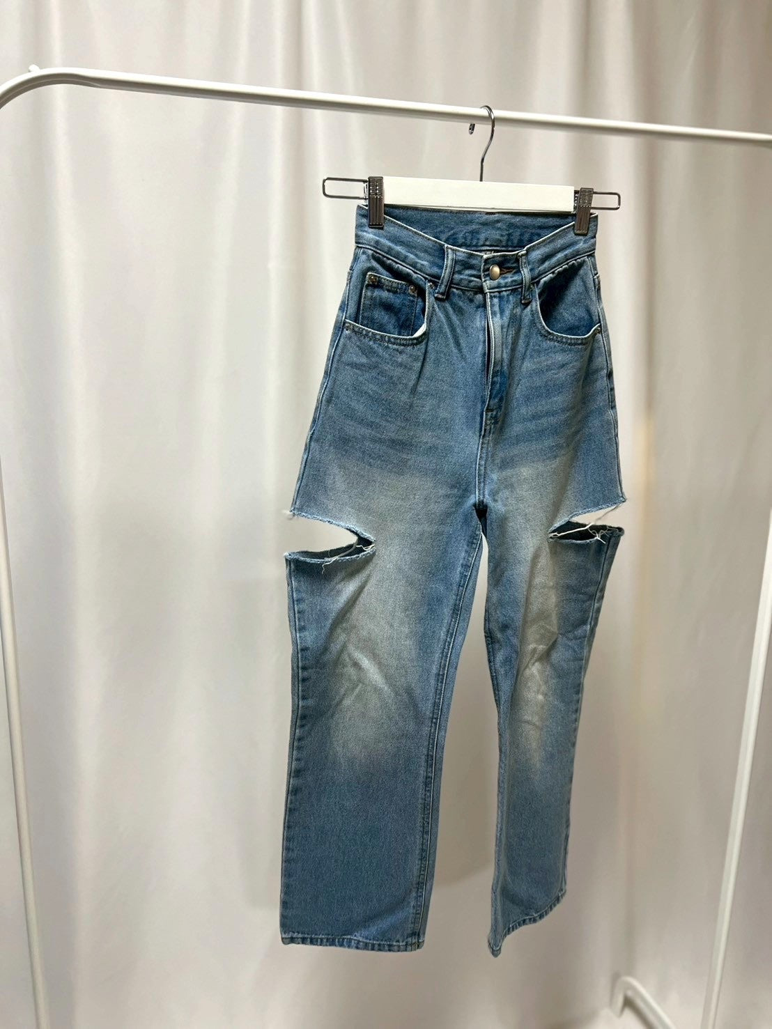 3-23 カットオフデニムパンツ