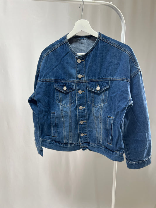 250006No-Collar Denim Jacket