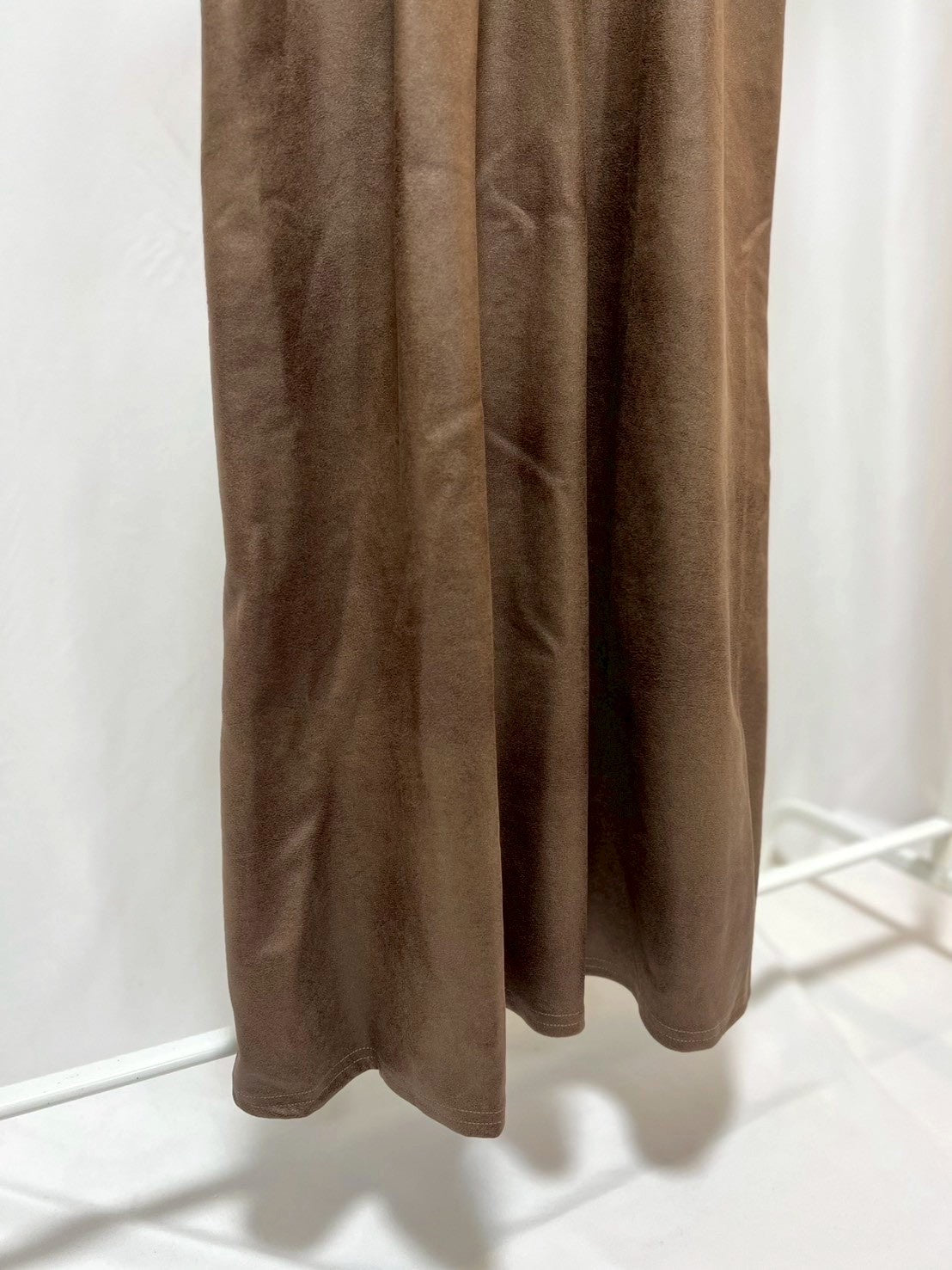 25-1フロントカットキャミワンピース