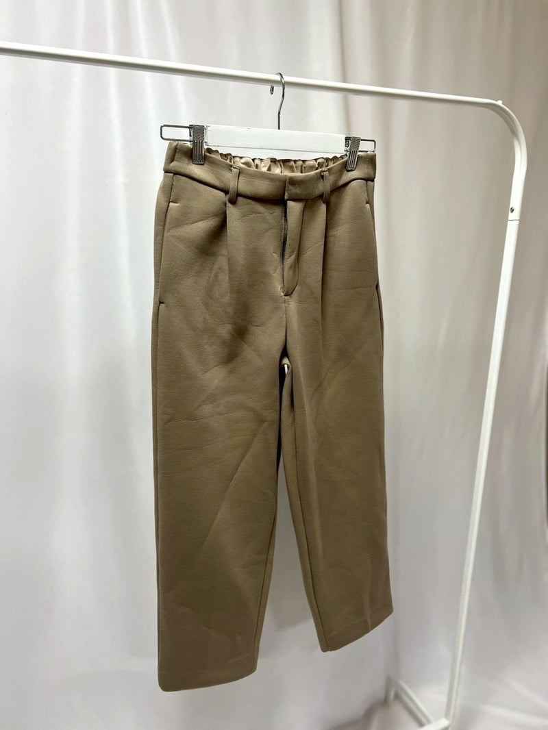 10-12 テーパードパンツ
