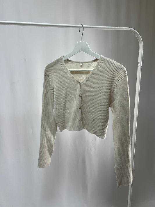 25038Ivory Ribbed Crop Cardigan