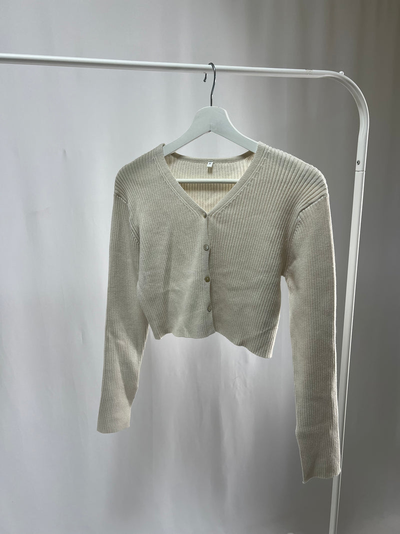 25038Ivory Ribbed Crop Cardigan