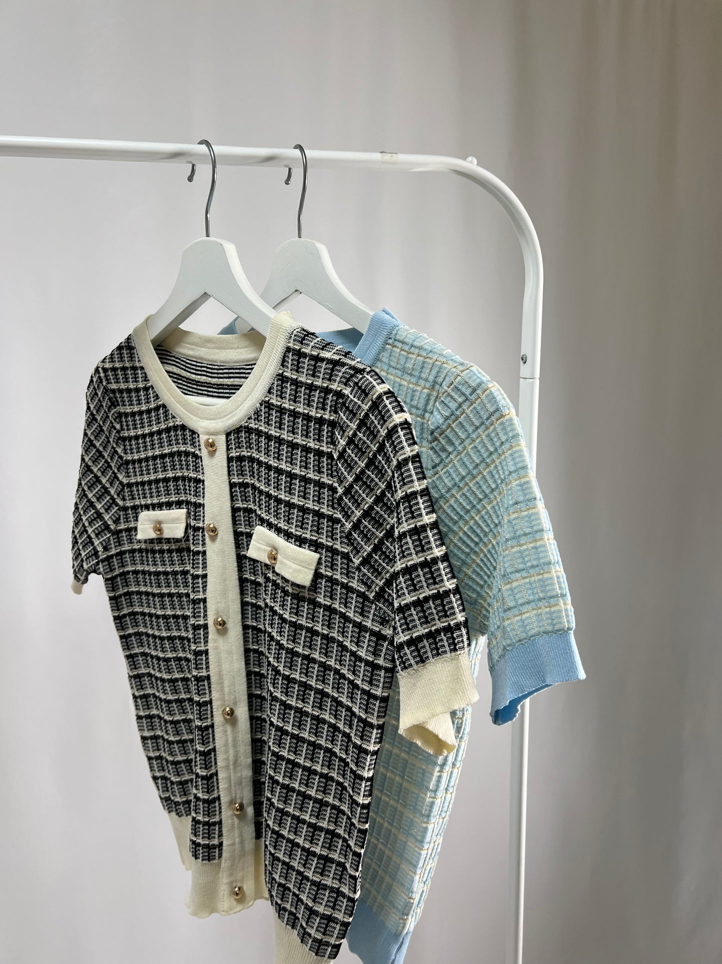 25048Short-Sleeve Tweed Cardigan
