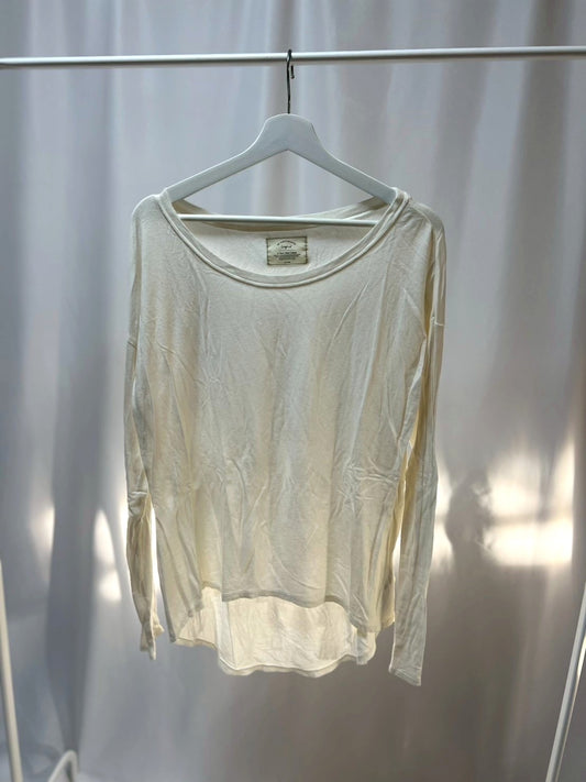 3-11 シアーロングスリーブトップス