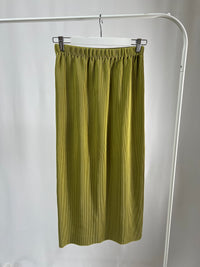 2500004Pleated Midi Skirt - Olive Green