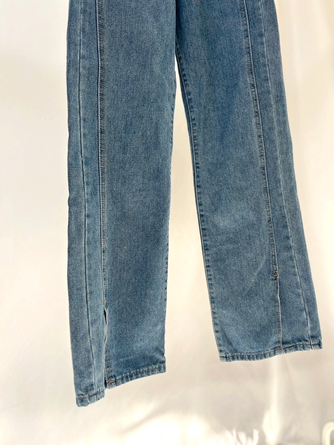 11-15ストレートデニムパンツ