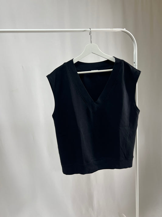25053Black Sweat Vest