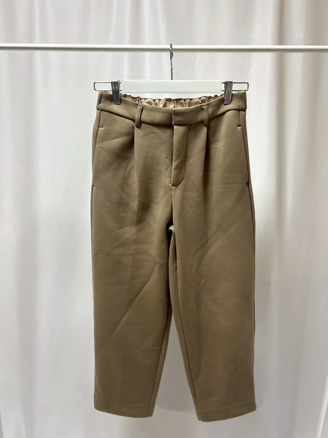 10-12 テーパードパンツ