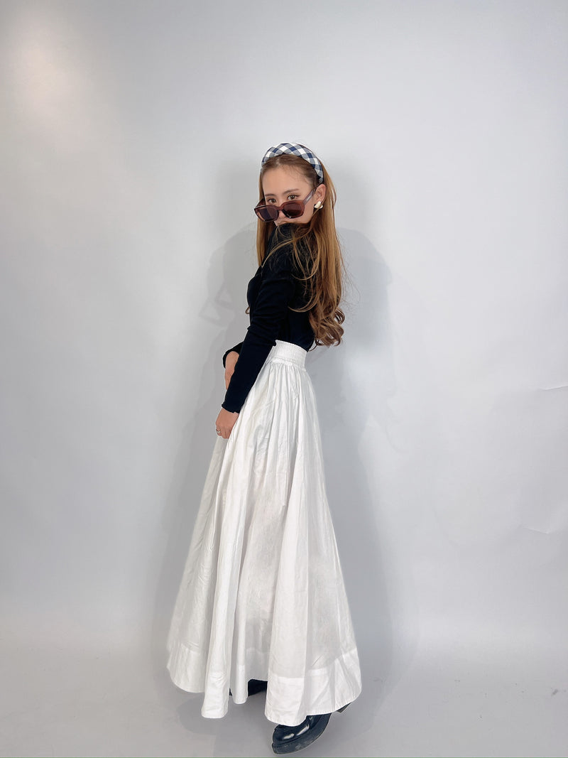 White Flare Long Skirt – Soft, Clean & Flowing