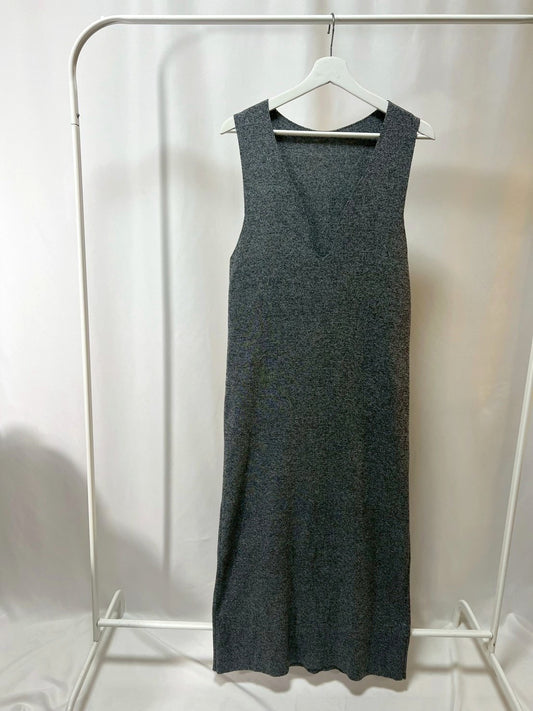 22-14Vネックワンピース