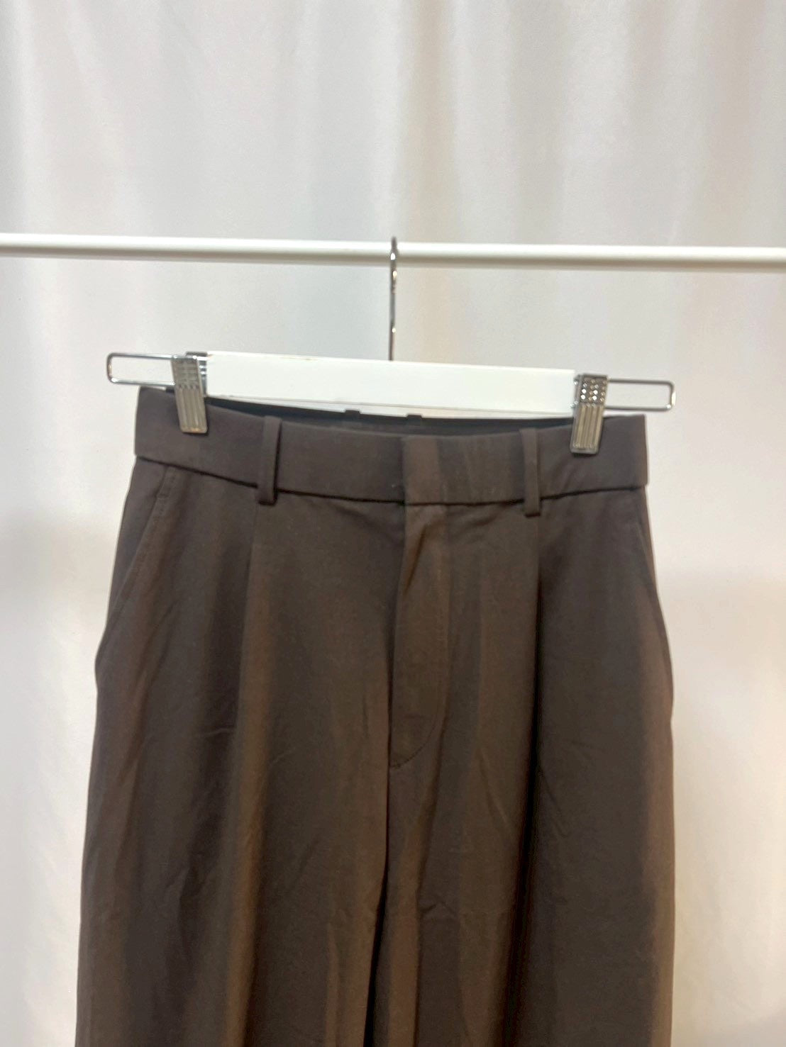 17-16ストレートパンツ