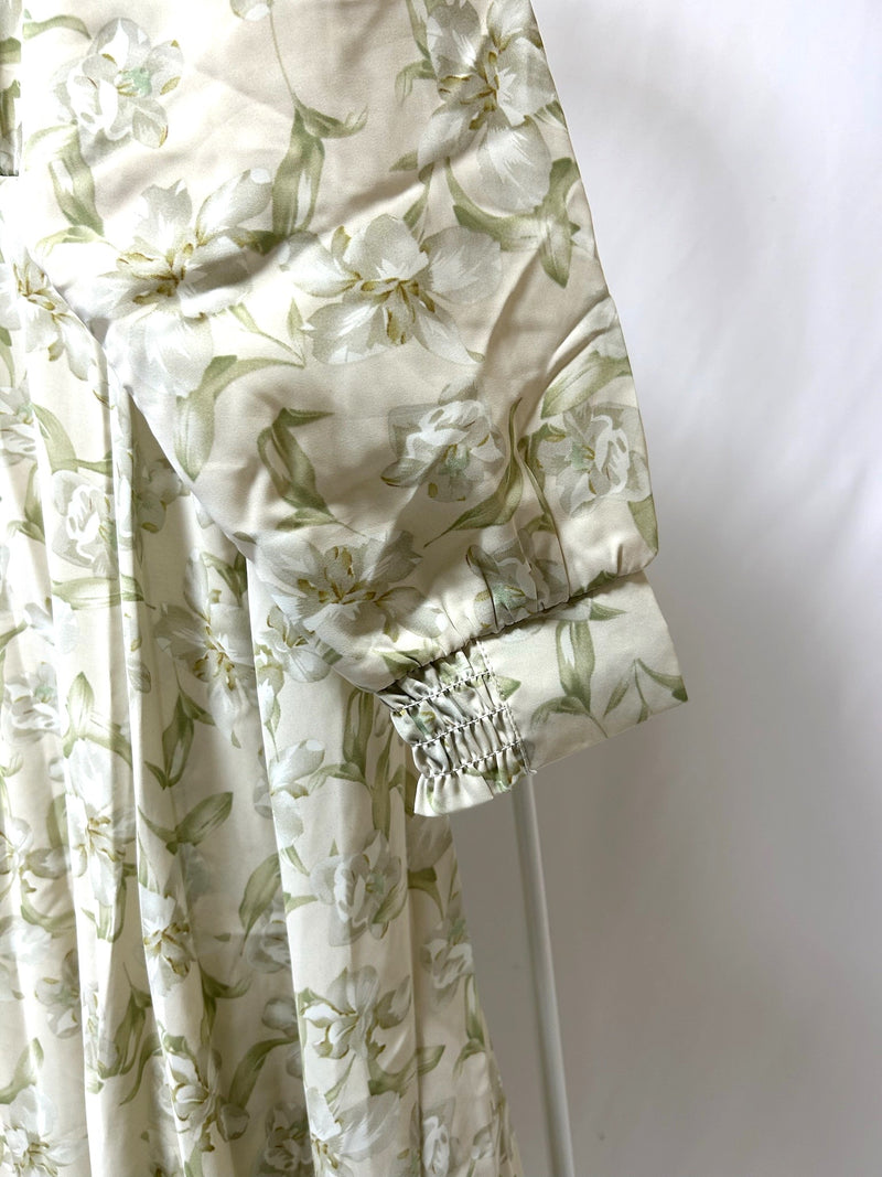 14-41 フラワープリントワンピース