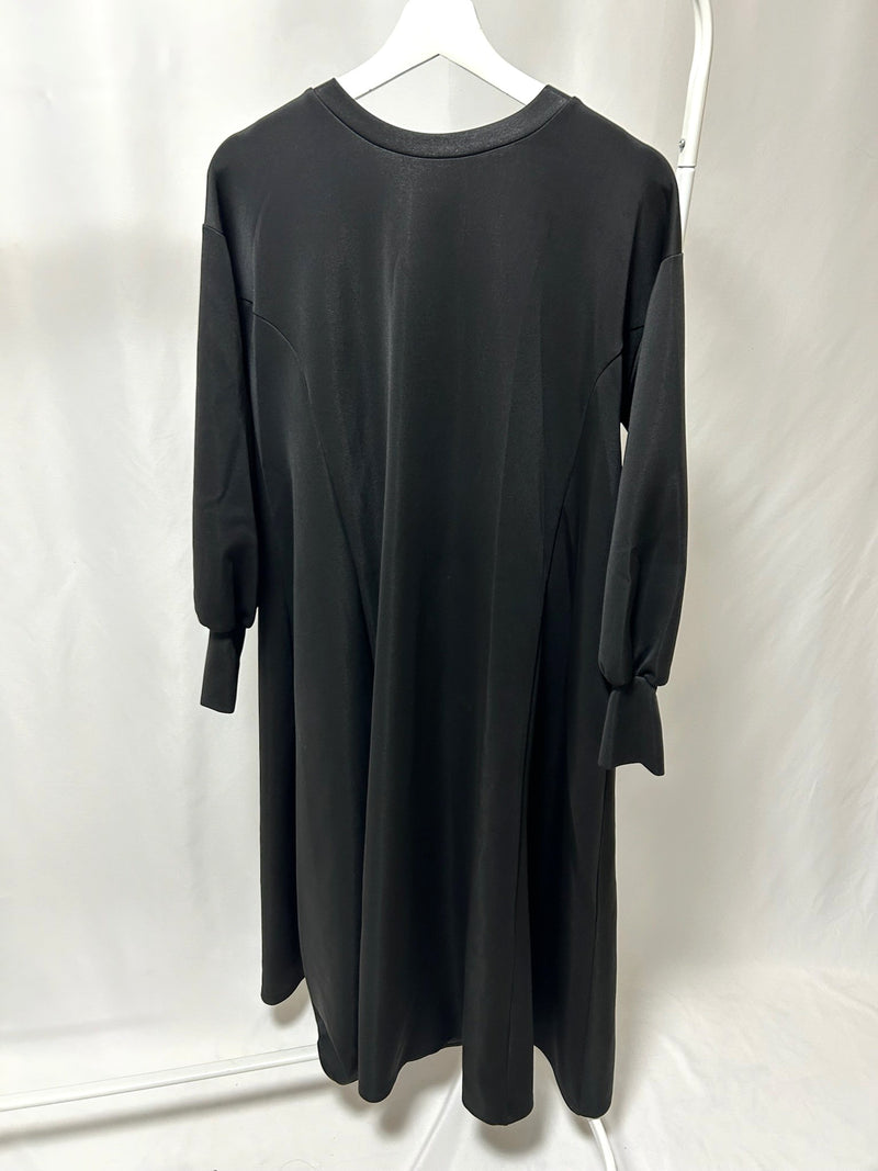 14-42 フロントジップワンピース