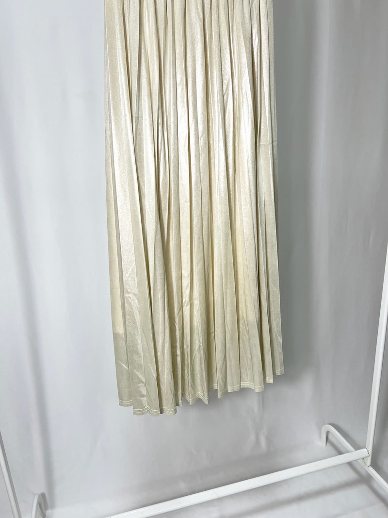 25000013White Satin Pleated Skirt – Midi Length
