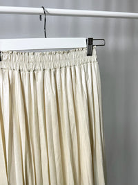 25000013White Satin Pleated Skirt – Midi Length