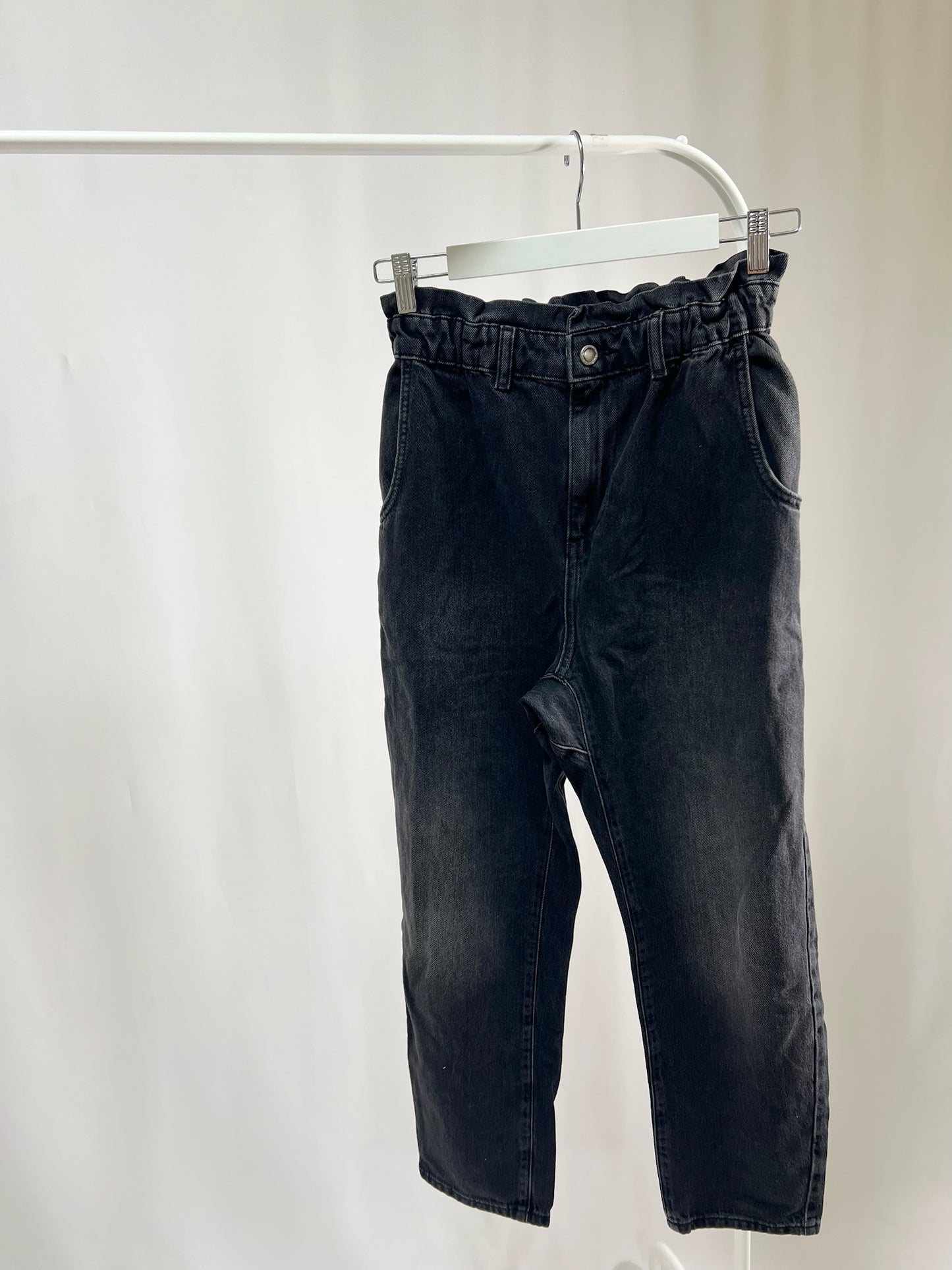 2501213ZARA Straight Leg Denim Jeans