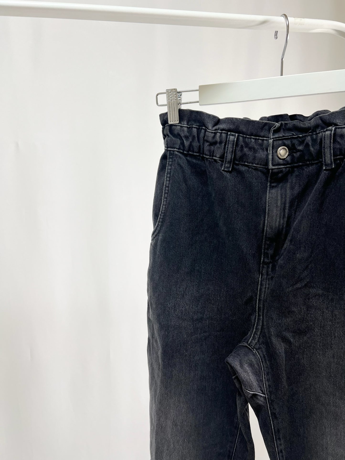 2501213ZARA Straight Leg Denim Jeans