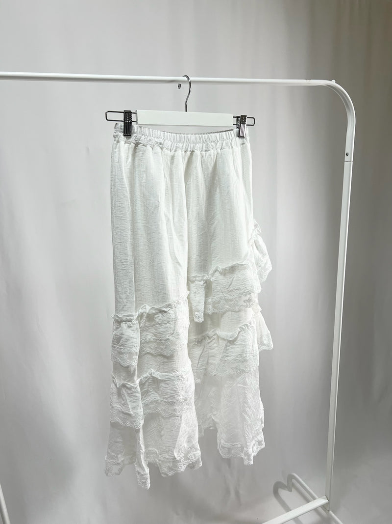 25000011White Lace Skirt – Midi Length