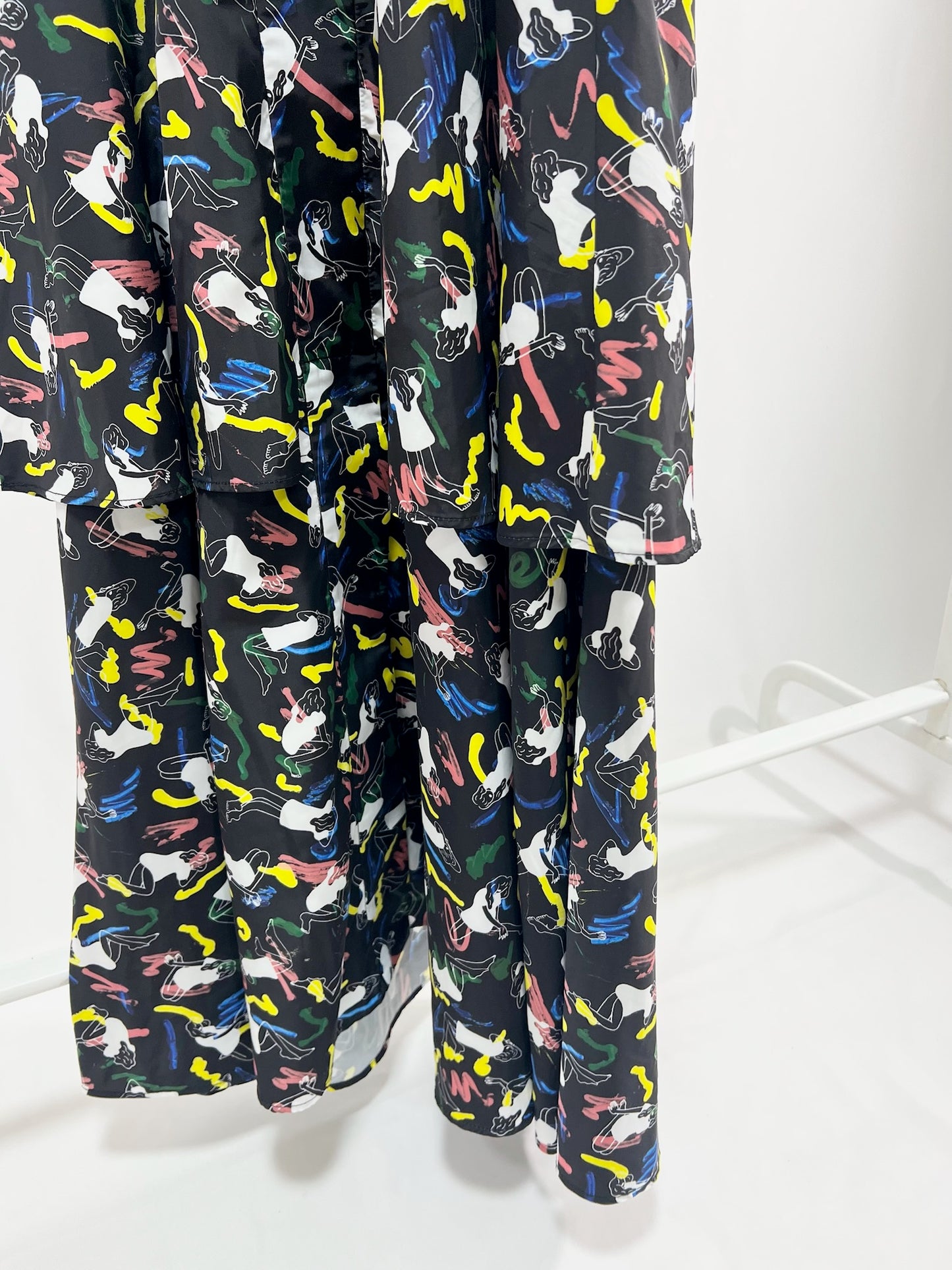 25008V-Neck Printed Dress