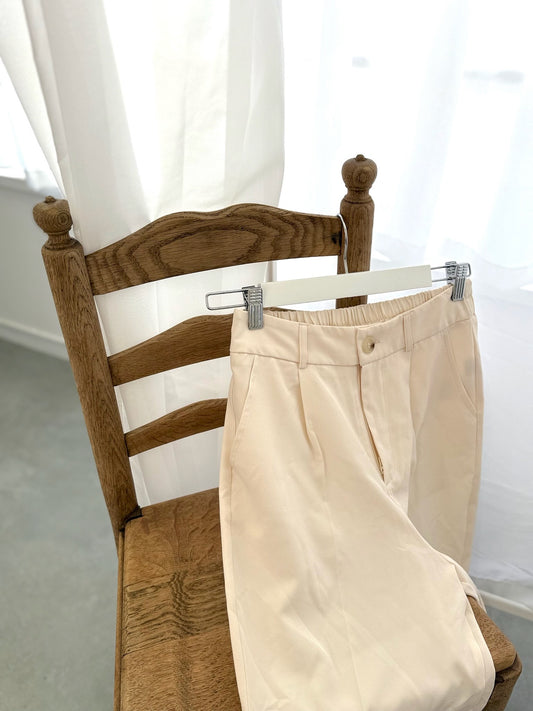 Ivory Wide-Leg Pants – Effortless & Timeless