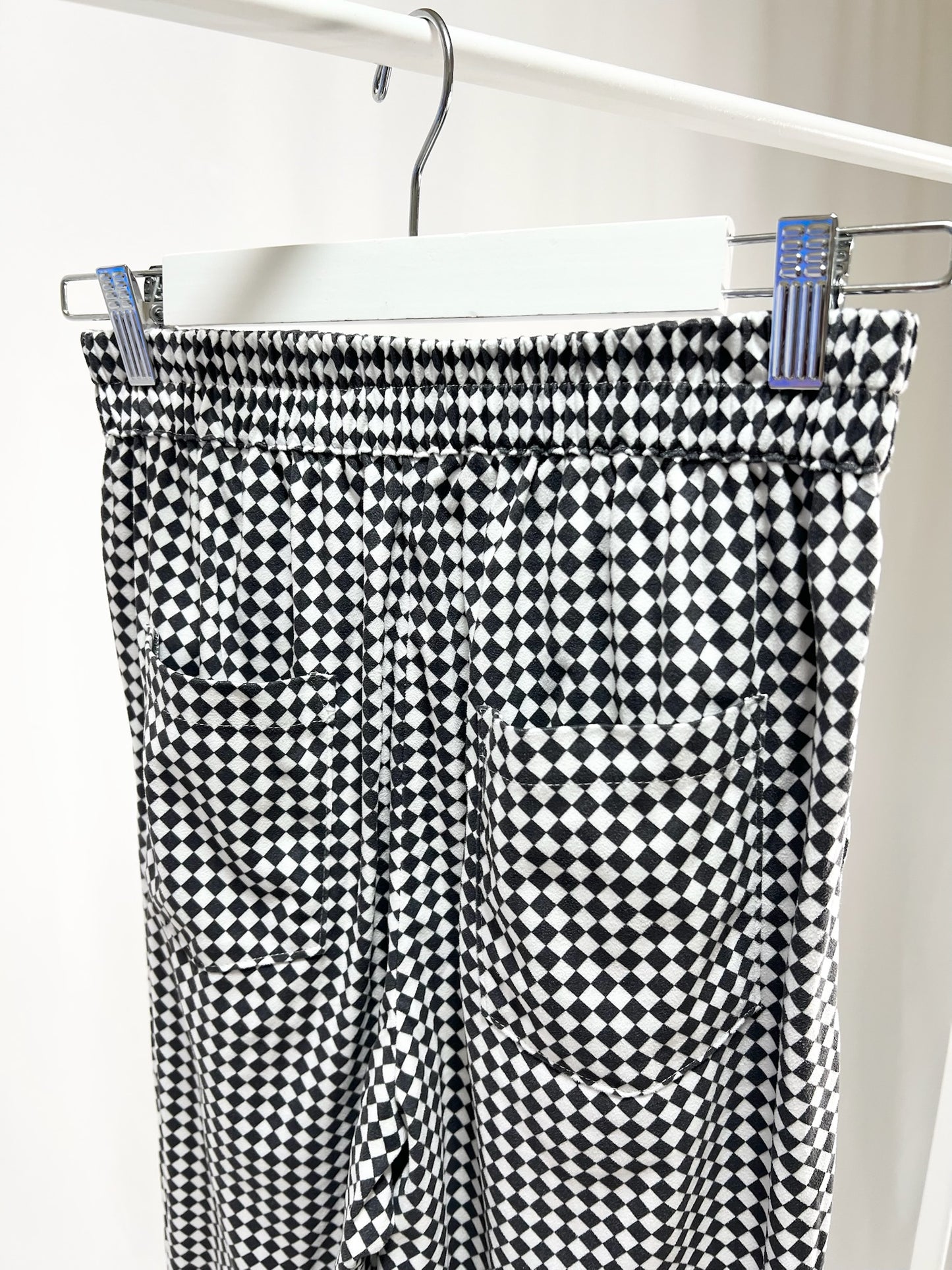 2501213Black and White Block Check Pants
