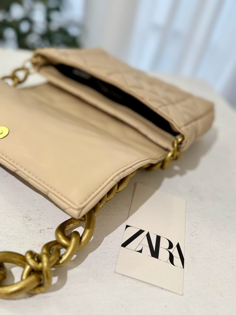 Chunky Chain Square Bag