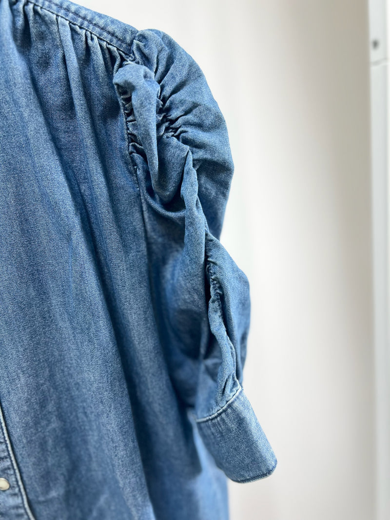 25050Denim Shirt with Power Shoulders – Elbow Sleeve