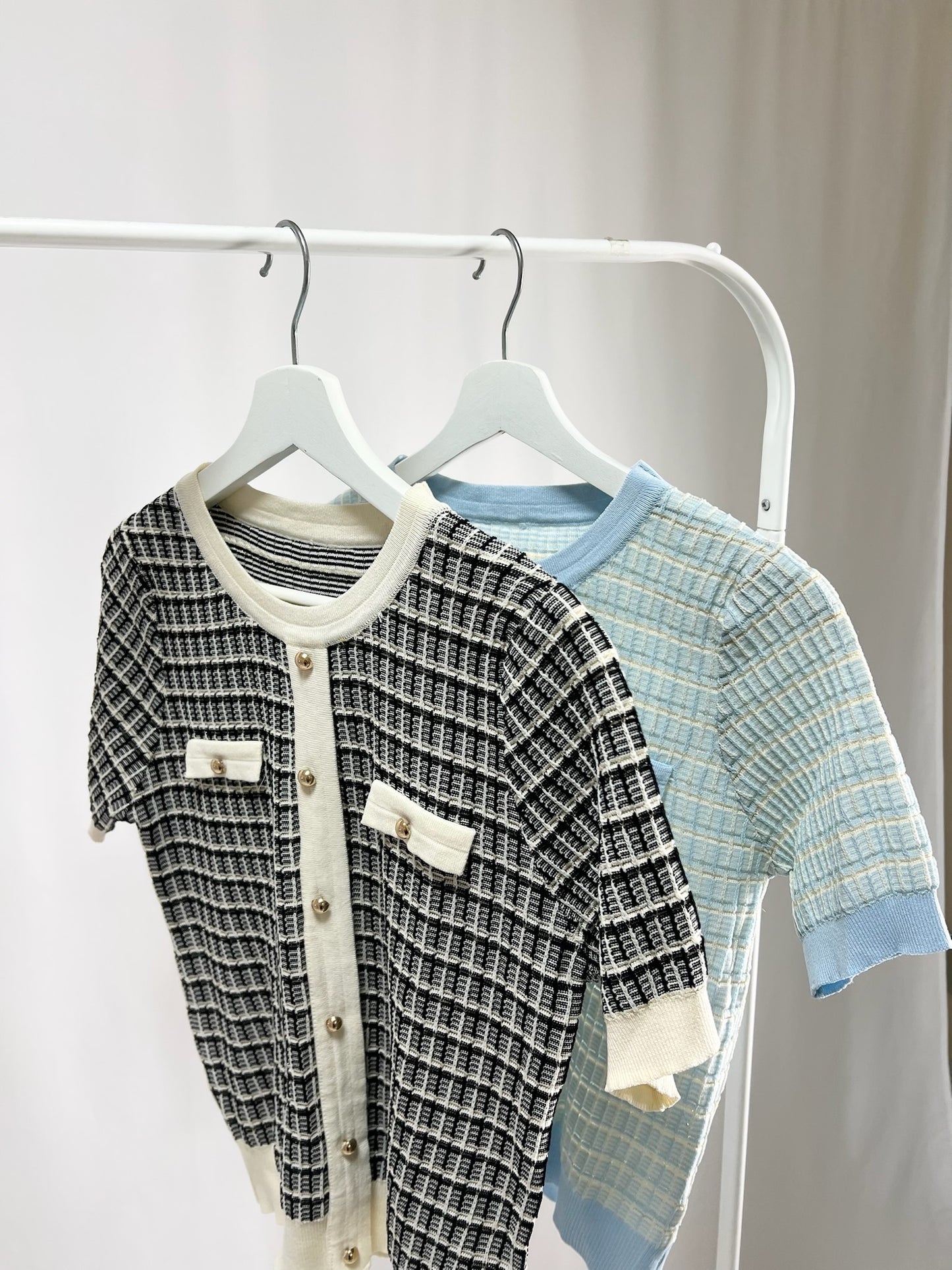 25048Short-Sleeve Tweed Cardigan