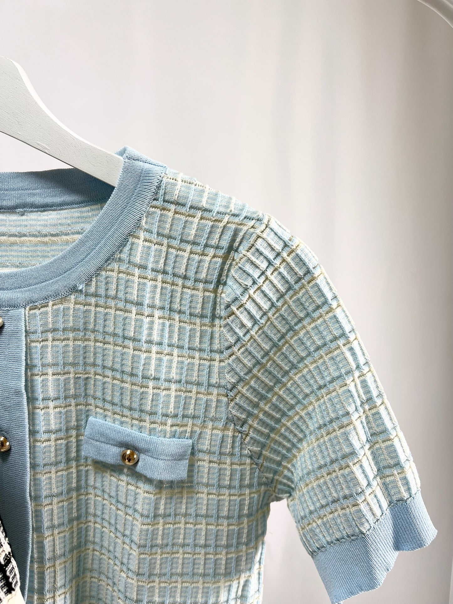 25048Short-Sleeve Tweed Cardigan