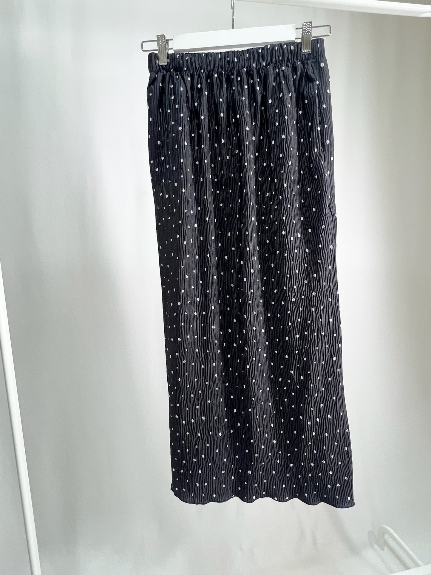 25000010Polka Dot Pencil Skirt