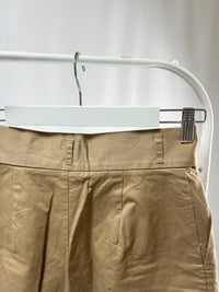 250129High-Waist Pleated Shorts