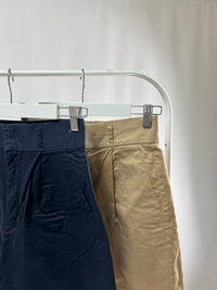 250129High-Waist Pleated Shorts