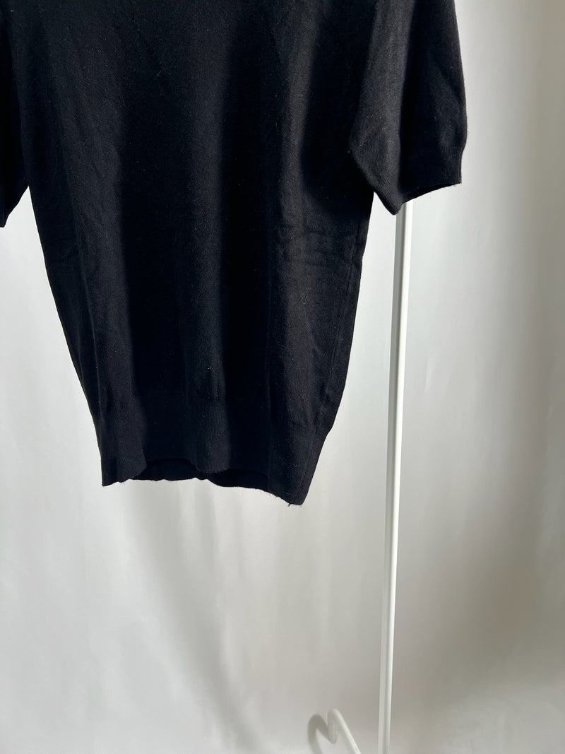 25045ZARA Black Knit Top with Back Buttons – Short Sleeve
