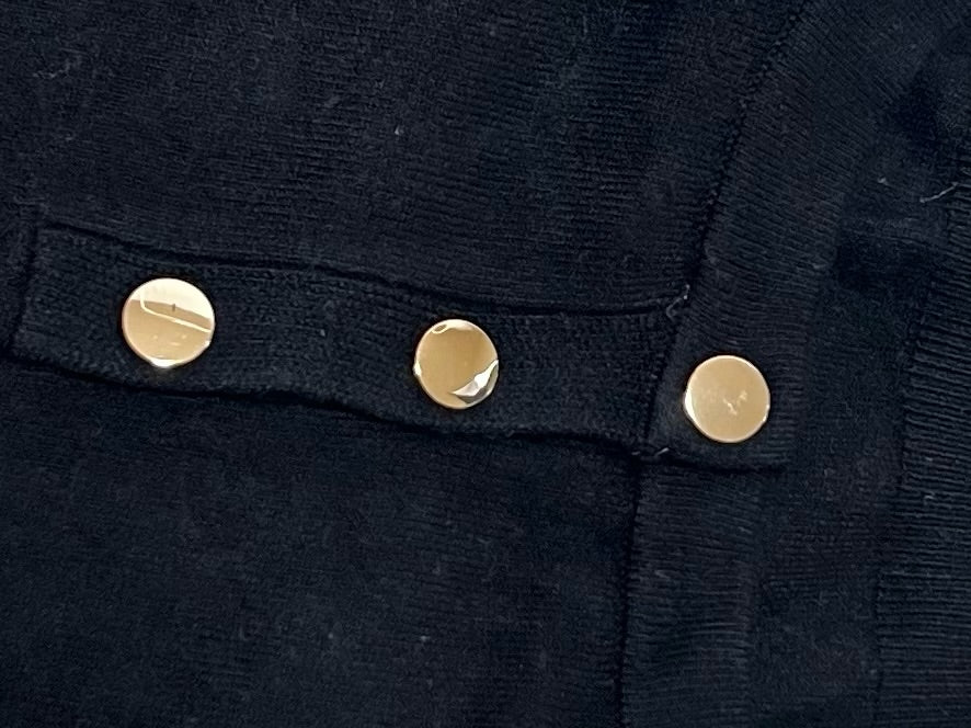 25045ZARA Black Knit Top with Back Buttons – Short Sleeve