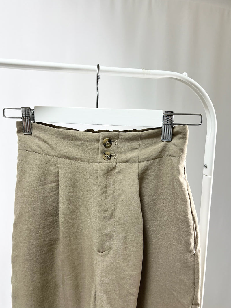 250127Natural Tapered Linen Pants