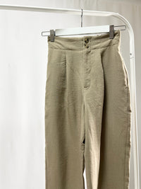 250127Natural Tapered Linen Pants