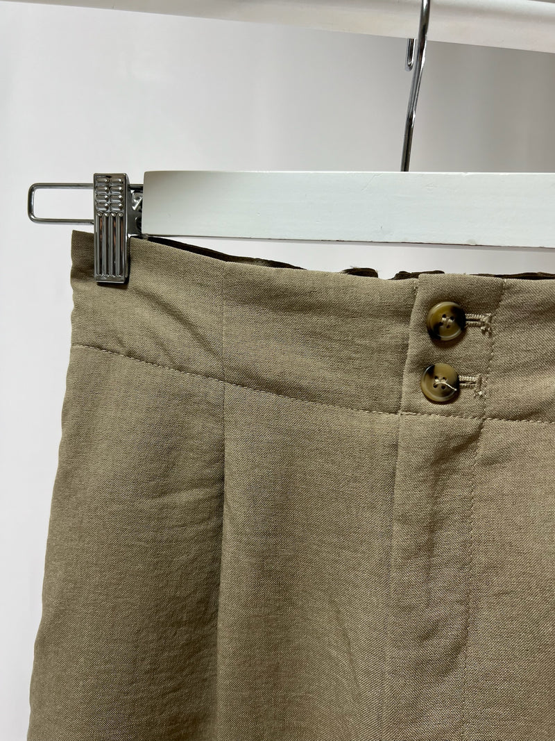 250127Natural Tapered Linen Pants