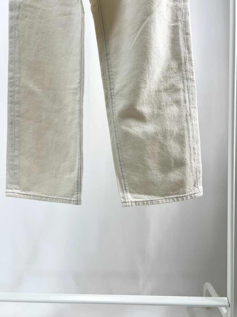 250124Ivory Straight Denim Pants