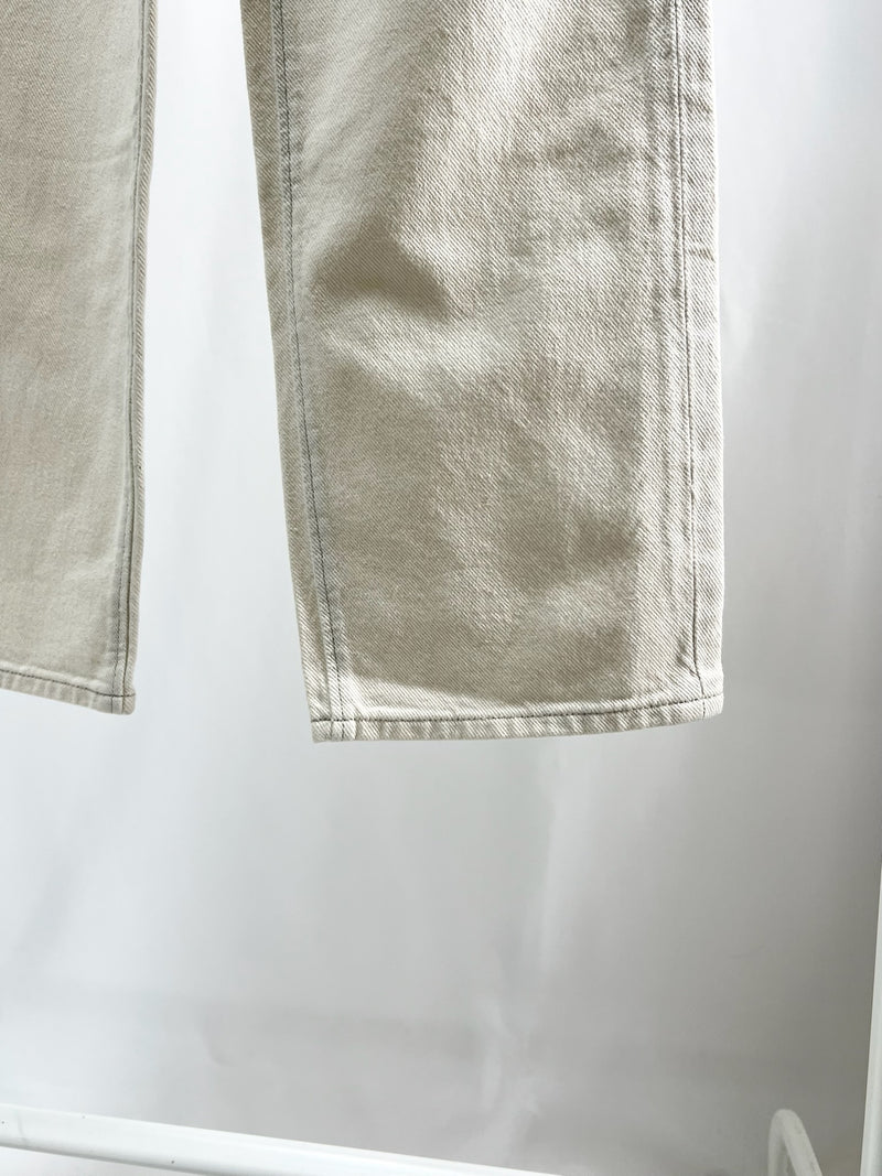 250124Ivory Straight Denim Pants